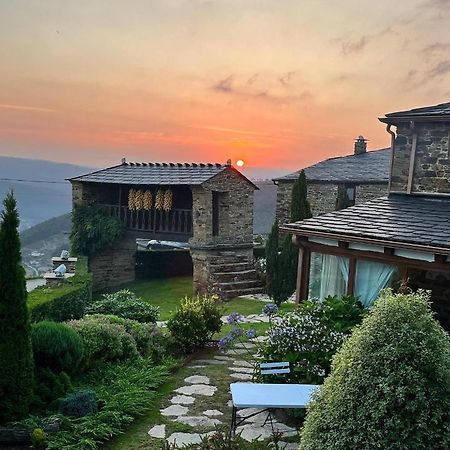 Affittacamere Complejo Rural Lar De Vies A Pontenova Esterno foto