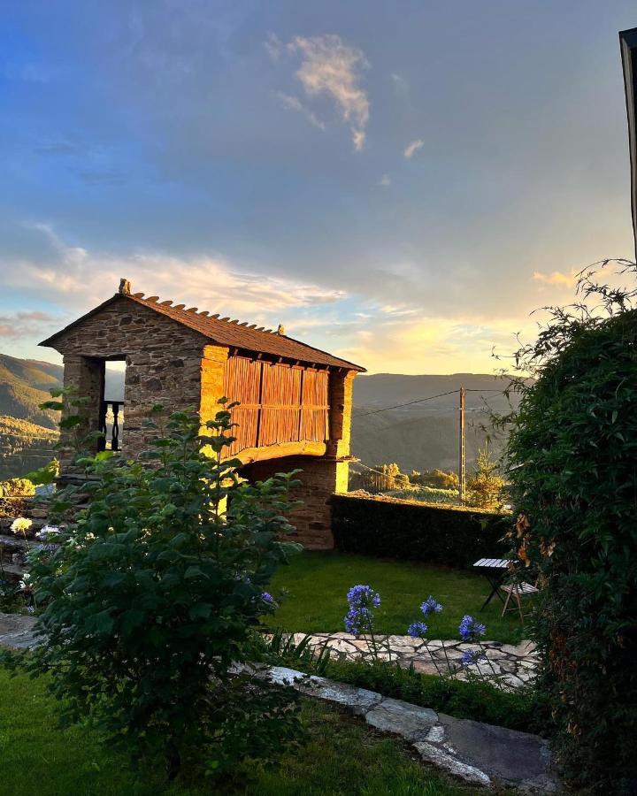 Affittacamere Complejo Rural Lar De Vies A Pontenova Esterno foto