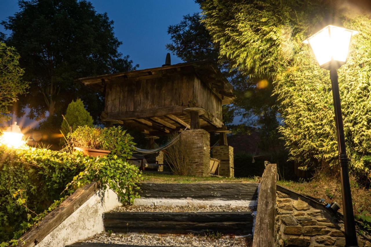 Affittacamere Complejo Rural Lar De Vies A Pontenova Esterno foto